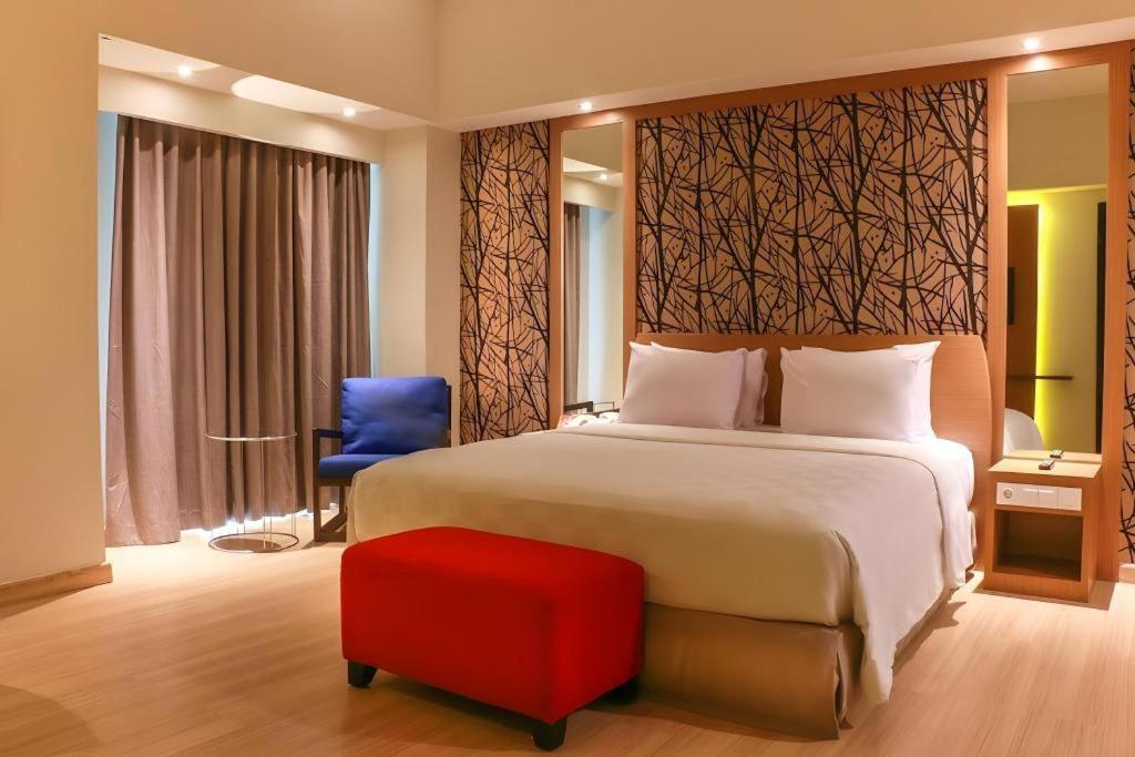 Claro Makassar Hotel & Convention Exterior photo