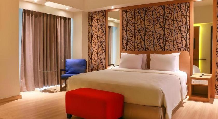 Claro Makassar Hotel & Convention Exterior photo